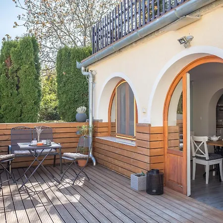 Kapri Vendeghaz Guest house Badacsonytomaj